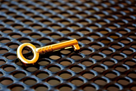 AWS and Azure authentication keys found in popular Android and iOS apps